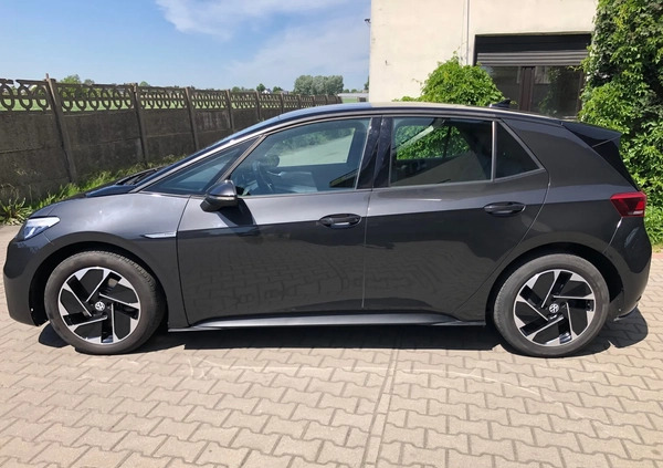 Volkswagen ID.3 cena 95700 przebieg: 54000, rok produkcji 2021 z Rymanów małe 781